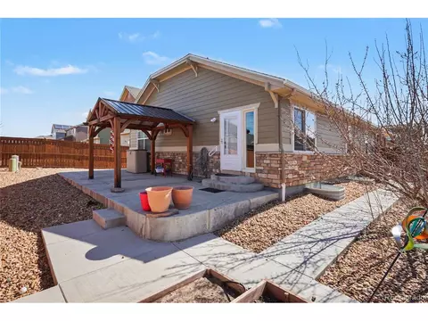 Exterior - 25445 E 4th Pl, Aurora, CO 80018 photo 4 of 7