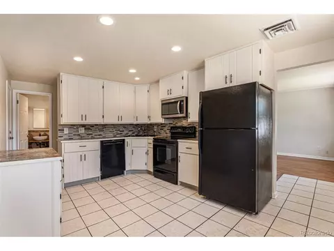 Undisclosed, Arvada, CO 80002 photo 8