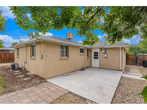 Undisclosed, Arvada, CO 80002 photo 29