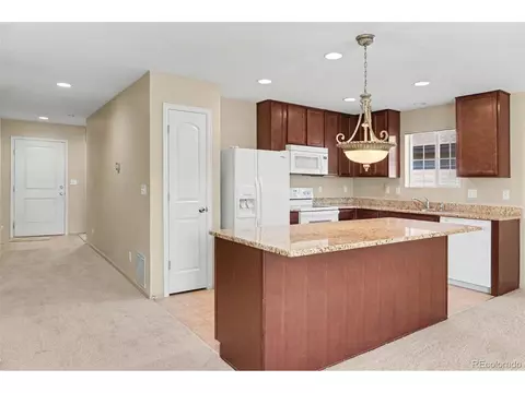 Kitchen - 1956 S Danube Way, Aurora, CO 80013 photo 2 of 3
