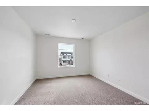 5525 Riverbend Ave, Longmont, CO 80504 photo 17