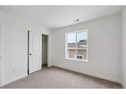 5525 Riverbend Ave, Longmont, CO 80504 photo 14