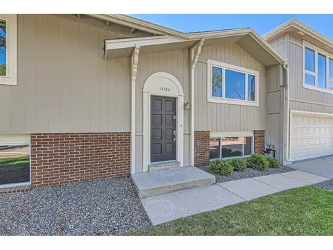 12184 E Oregon Dr, Aurora, CO 80012 photo 2