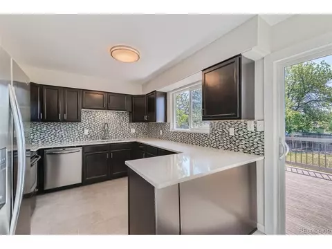 12184 E Oregon Dr, Aurora, CO 80012 photo 11