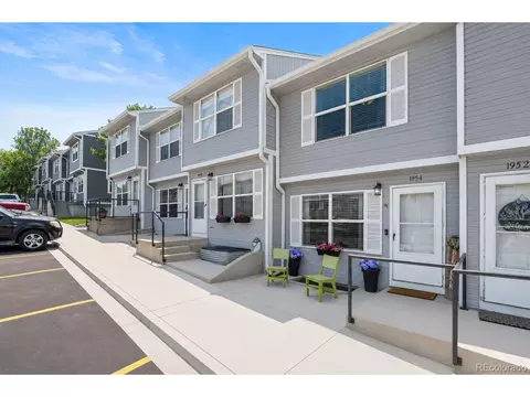 1954 Oakcrest Cir, Castle Rock, CO 80104