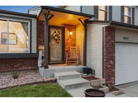 19519 E Purdue Cir, Aurora, CO 80013 photo 3