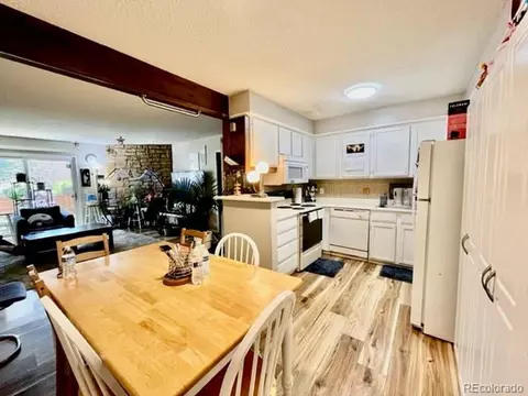 3325 S Ammons St #101, Lakewood, CO 80227