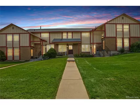 7726 W Glasgow Pl, Littleton, CO 80128