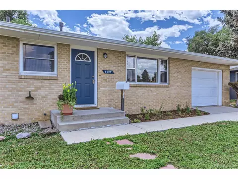 1427 Sanborn Pl, Longmont, CO 80501