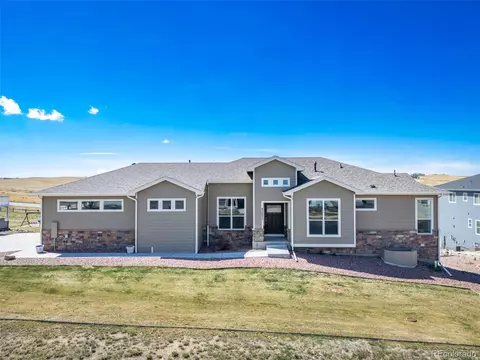 42071 N Pinehurst Cir, Elizabeth, CO 80107