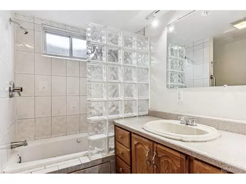 260 E Geddes Ave, Centennial, CO 80122 photo 18