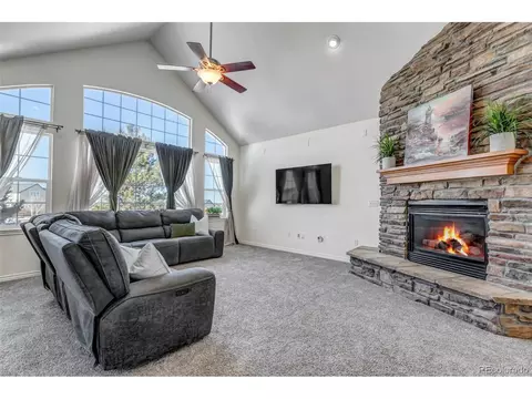 885 Green Gables Ct, Bennett, CO 80102 photo 9