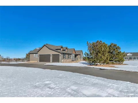 885 Green Gables Ct, Bennett, CO 80102 photo 5