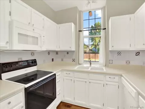 19897 E Brunswick Dr, Aurora, CO 80013 photo 9