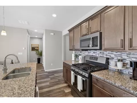 22350 E Mansfield Pl, Aurora, CO 80018 photo 5