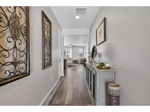 22350 E Mansfield Pl, Aurora, CO 80018 photo 2