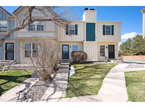 1612 S Idalia Cir #J, Aurora, CO 80017