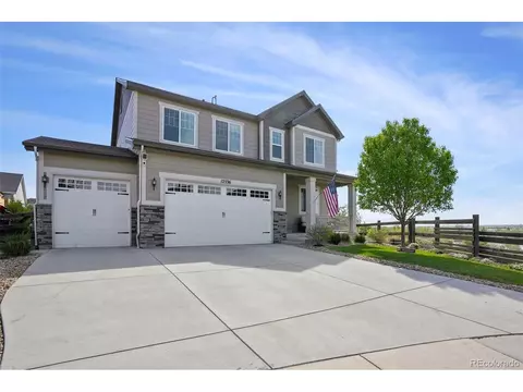 12536 Creekside St, Longmont, CO 80504