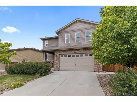 25585 E Maple Pl, Aurora, CO 80018