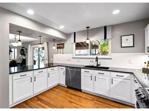17587 E Dickenson Pl, Aurora, CO 80013 photo 5