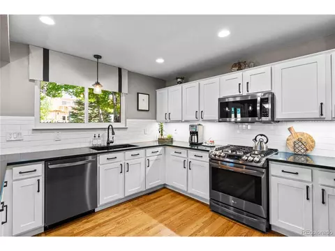 17587 E Dickenson Pl, Aurora, CO 80013 photo 2