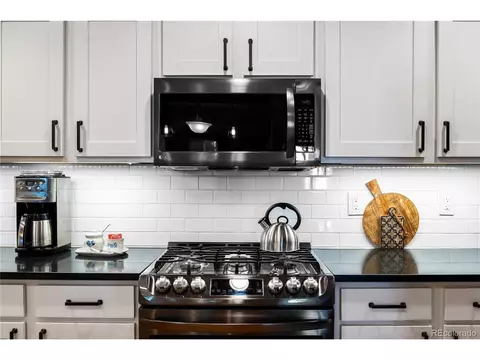 17587 E Dickenson Pl, Aurora, CO 80013 photo 4