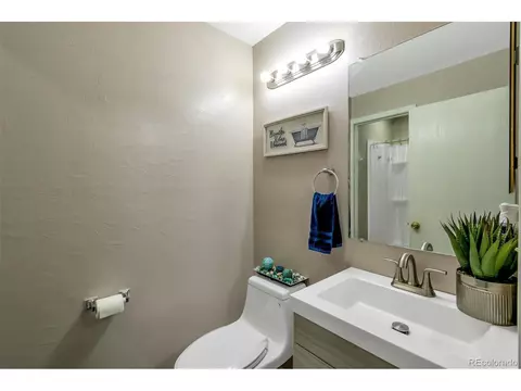 20801 E Scott Cir, Denver, CO 80249 photo 13