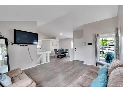 20801 E Scott Cir, Denver, CO 80249 photo 5