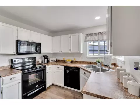 20801 E Scott Cir, Denver, CO 80249 photo 7