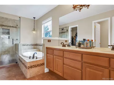 Bath - 10184 Grove Loop #D, Westminster, CO 80031 photo 1 of 3