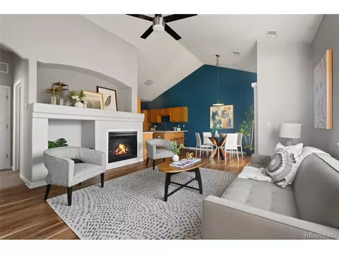 22580 E Ontario Dr #204, Aurora, CO 80016
