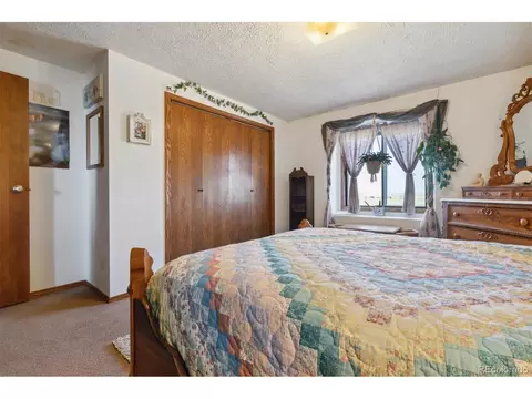 550 S Split Rock Rd, Bennett, CO 80102 photo 13