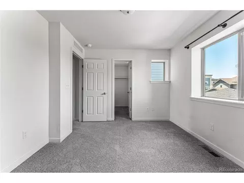 10297 E 56th Pl, Denver, CO 80238 photo 33