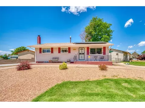 3200 Hollybrook Ln, Pueblo, CO 81005