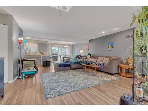 424 Wright St #106, Lakewood, CO 80228 photo 3