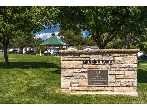 9105 N Moselle Ct, Federal Heights, CO 80260