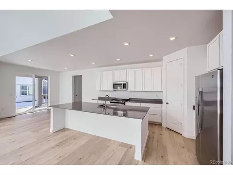 4620 Thistle Dr, Brighton, CO 80601 photo 4