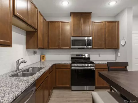 9981 W Victoria Pl #202, Littleton, CO 80127