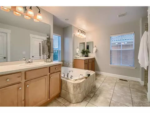 9028 E 25th Dr, Denver, CO 80238 photo 21