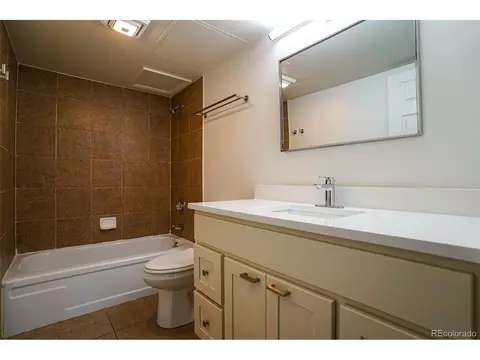 Bath - 9700 E Iliff Ave #D39, Denver, CO 80231 photo 1 of 2