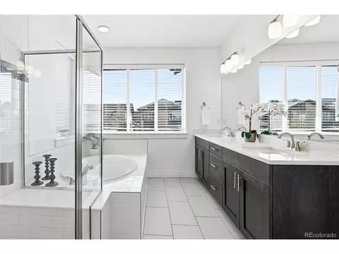 Bath - 6829 E Archer Dr, Denver, CO 80230 photo 2 of 5
