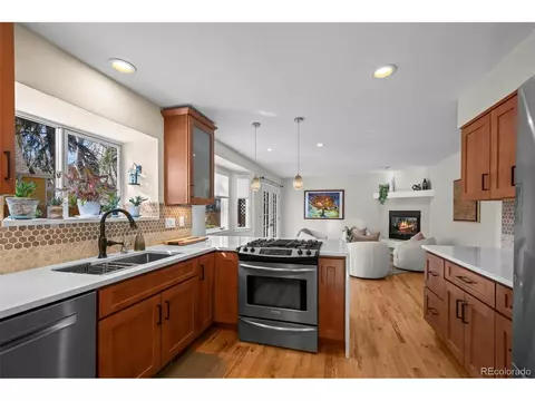 Kitchen - 1620 Oak Ave, Boulder, CO 80304 photo 6 of 8