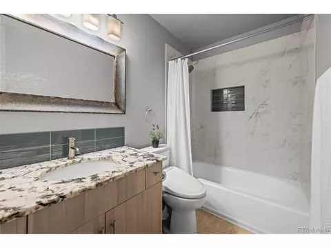 Bath - 1620 Oak Ave, Boulder, CO 80304 photo 5 of 6