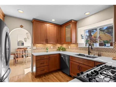 Kitchen - 1620 Oak Ave, Boulder, CO 80304 photo 4 of 8