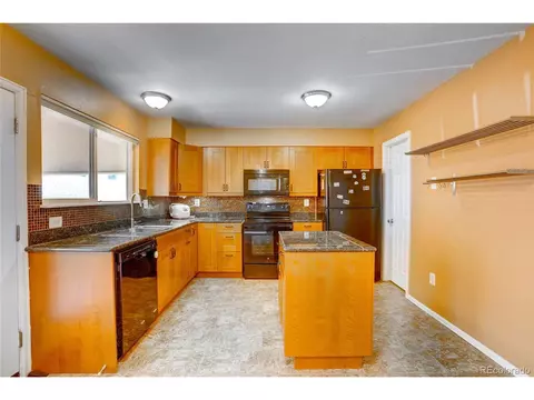 4229 S Mobile Cir #D, Aurora, CO 80013 photo 3