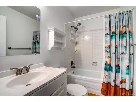 4229 S Mobile Cir #D, Aurora, CO 80013 photo 10