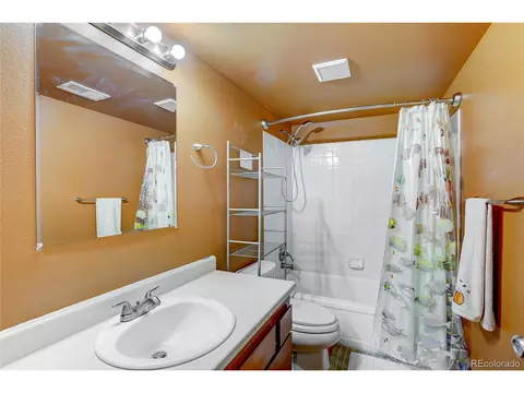 4229 S Mobile Cir #D, Aurora, CO 80013 photo 13