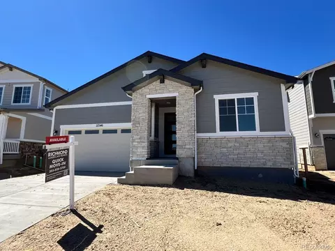 27546 E Byers Pl, Aurora, CO 80018 photo 2