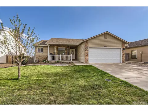 3810 Longhorn Ln, Evans, CO 80620