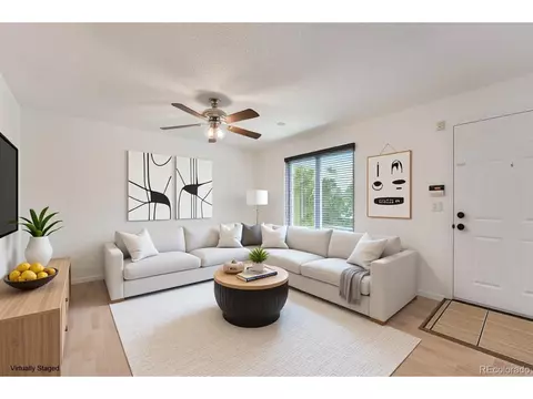 17441 E Union Dr, Aurora, CO 80015 photo 4